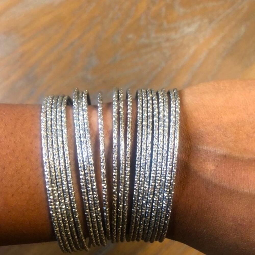 Francesca's Collections 20 stack bangle bracelets - Picture 4 of 7